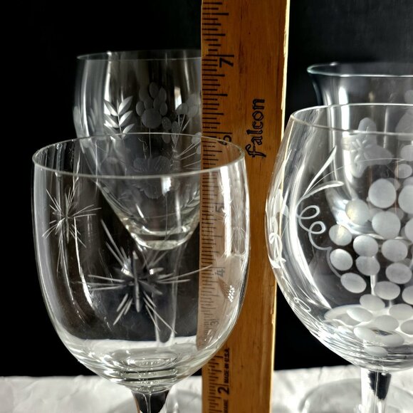 Mismatched Cordials Cocktail Glasses set/4 vtg mixed etched cut glassware party - Picture 9 of 10